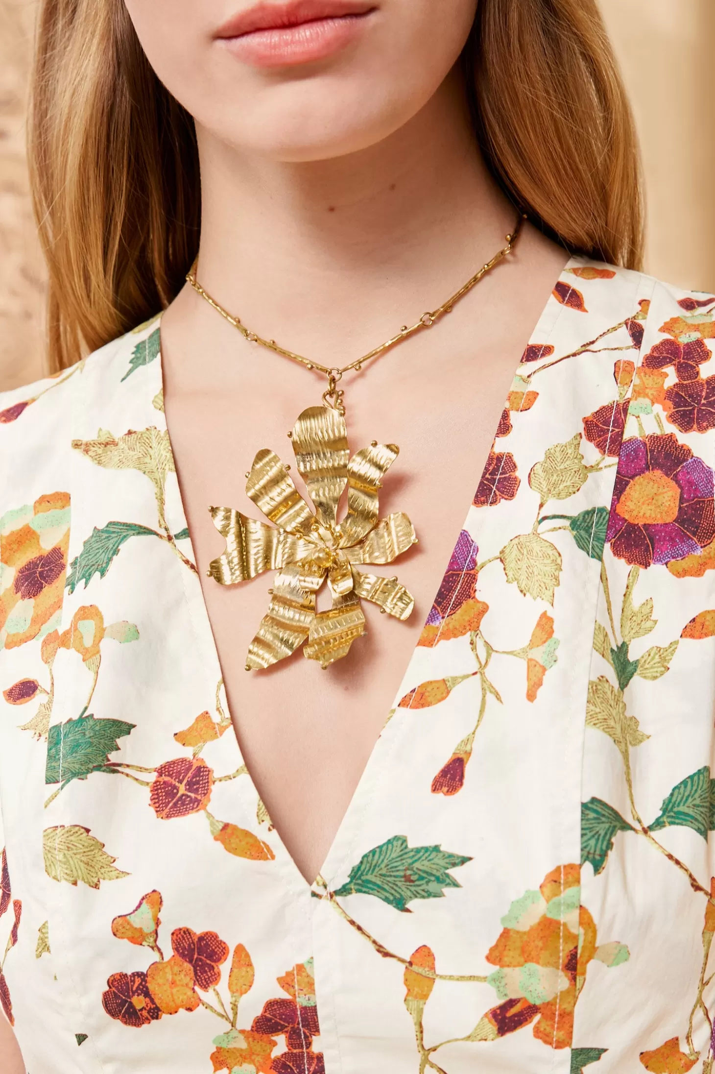 Store Ulla Johnson Oversized Floret Pendant Brass